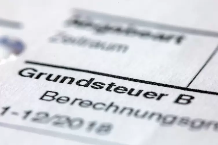 War die Erhöhung der Grundsteuer-Hebesätze im aktuellen Haushalt notwendig? Dazu gehen die Meinungen im Stadtrat auseinander.