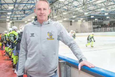 Thorsten Rehfeld, der Sportliche Leiter des EHC Zweibrücken, freut sich auf die Play-offs und auf die beiden noch ausstehenden H