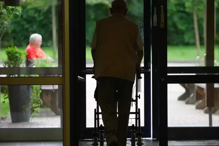 In Homburg-Jägersburg wird gerade ein Seniorenpark geplant, an dem alle möglichen Arten der Pflege möglich sein sollen. Sogar ei