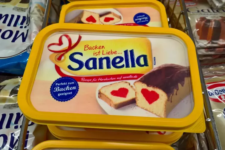 Weniger Inhalt bei gleich gebliebener Packungsgröße: das Streichfett Sanella. 