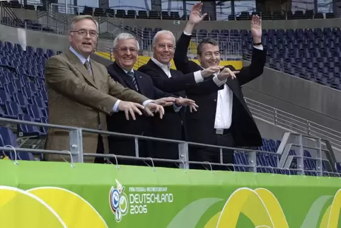 Die Macher des Märchens: Horst R. Schmidt, Theo Zwanziger, Franz Beckenbauer, Wolfgang Niersbach. 