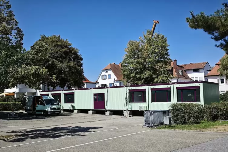 Davon werden noch mehr gebraucht: Container-Klassenzimmer der Dekan-Ernst-Schule. 