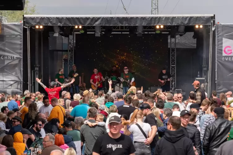 Gefeiert: Anonyme Giddarischde. Demnächst sind sie in Edenkoben beim Maifestival zu Gast. 