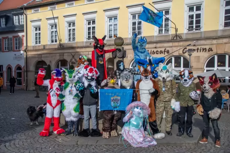 Die Weinberg-Furs auf dem Römerplatz in Bad Dürkheim. 