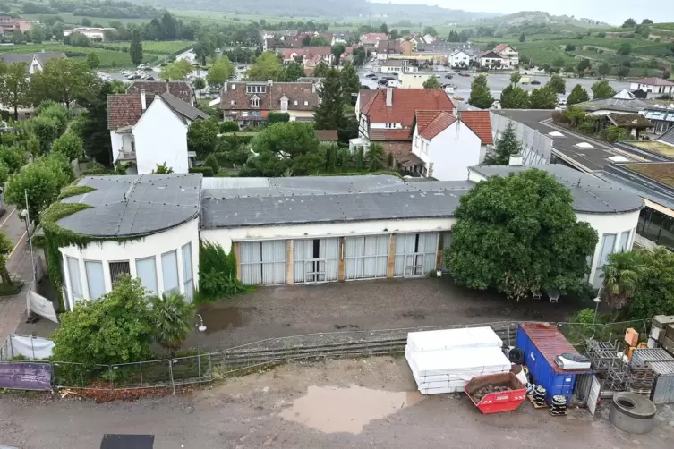 Der Rechtsstreit um den Umbau der Brunnenhalle beschäftigt das Oberverwaltungsgericht. 