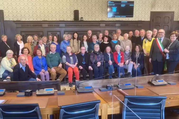 Empfang in Ravenna: Speyerer Gruppe im Rathaus.