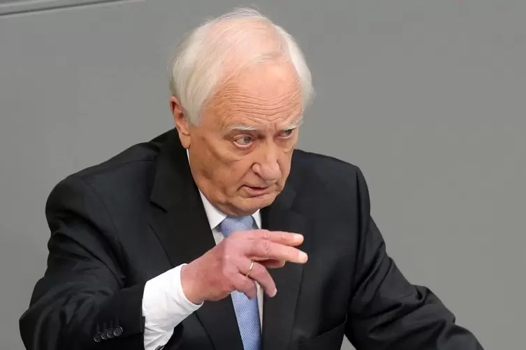 Heinrich August Winkler hielt am 8. Mai 2015 während einer Gedenkstunde im Deutschen Bundestag zum Ende des Zweiten Weltkriegs v