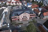 Blick auf das Herxheimer Rathaus – dieses Mal gibtes nicht nur einen Bewerber um das Amt des Ortsbürgermeisters.