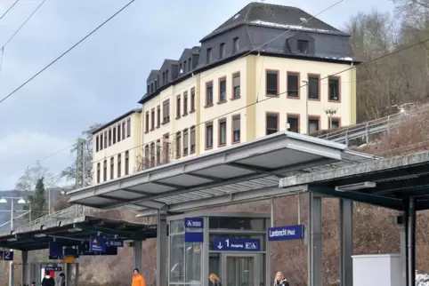 Zurück auf Los: Das Verwaltungsgebäude in Lambrecht. 