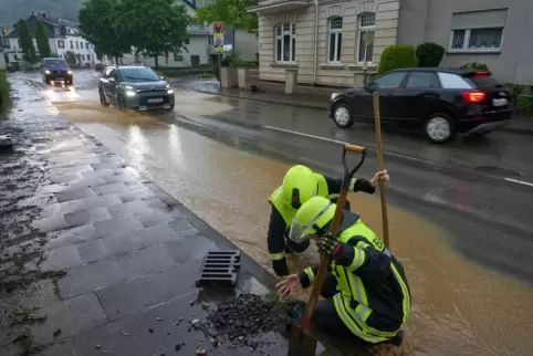 Nach unwetterartigen Regenfällen war die Kanalisation im Ahrtal vielerorts überlastet. 