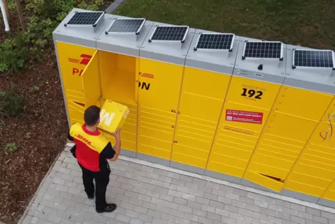 Am solarbetriebenen Standort in der Wormser Straße können 66 Fächer bestückt werden. 