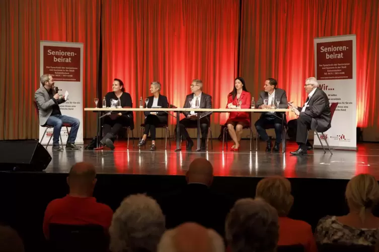 Schon zu OB-Wahl hatte der Seniorenbeirat zu einer Podiumsdiskussion mit den Kandidatinnen und Kandidaten eingeladen. 