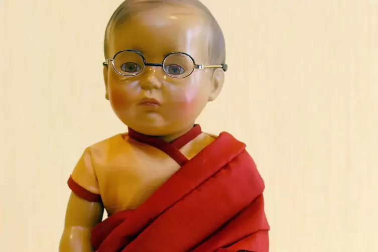 Bis heute begehrte Sammlerobjekte: die Puppen von Schildkröt. Hier ein Modell des Dalai Lama von 2005. 