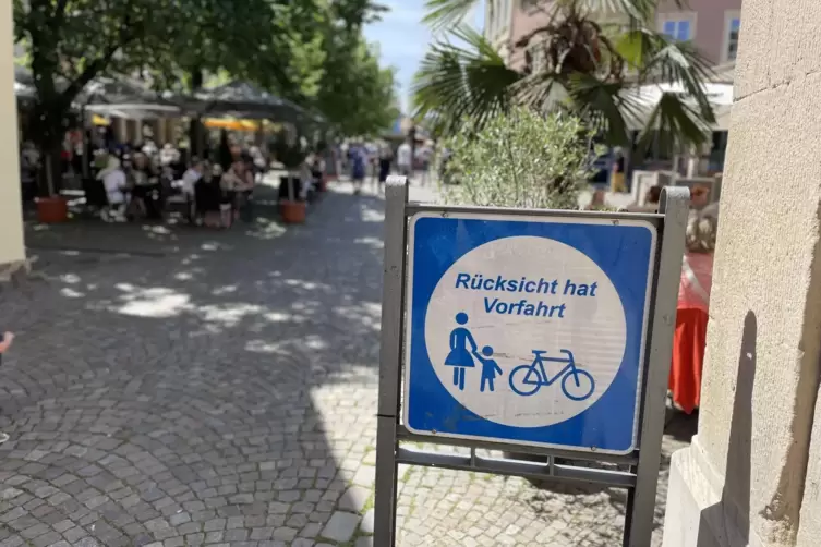 Wie gefährlich ist das Radfahren auf dem Römerplatz?