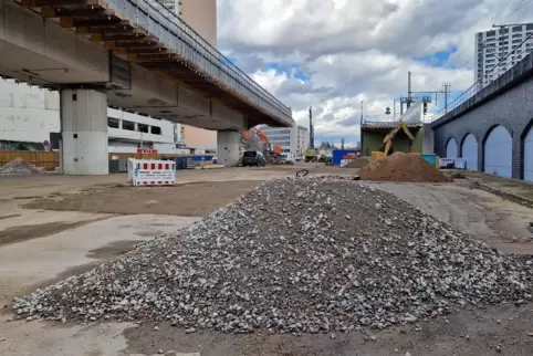 Ein großes Thema: der Bau der neuen Hochstraße Süd. 