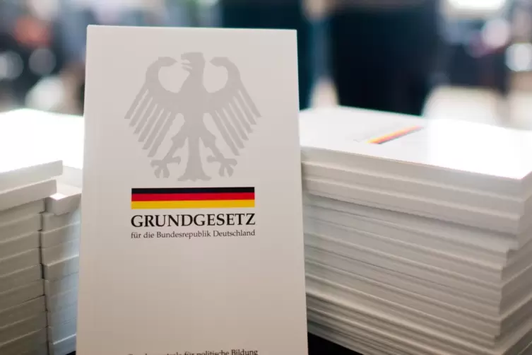 Das Grundgesetz hat in seiner Geschichte schon viele Änderungen erfahren. Es gibt allerdings Artikel, die nicht geändert werden 