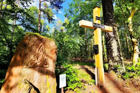 Rasten unterm Kreuz: Das ist jetzt möglich auf dem Mollenkopf. 