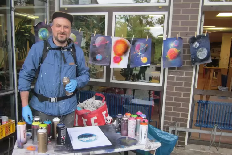 Philipp Himmel sorgte für Anleitung und gute Ergebnisse beim Graffiti-Workshop. 