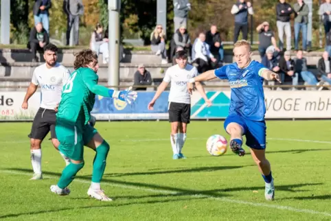 Schon früh verpflichtet: Torwart Marvin Gebhard vom TuS Rüssingen.