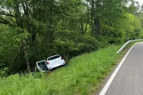 Ermittlungen zur Unfallursache laufen.