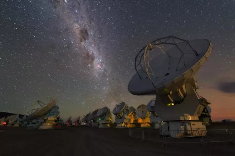 Blick in den Sternenhimmel: Eine 3-D-Show zeigt viele Bilder aus dem Universum.