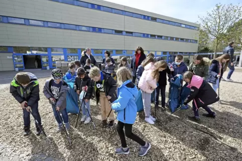 Trägt seit 1968 den Namen des Heimatforschers: Karl-Kreuter-Schule in Oggerheim.