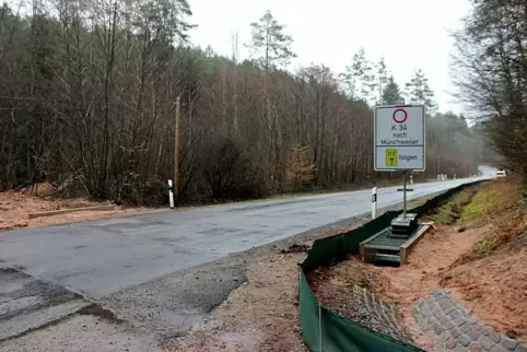 Auf 3,2 Kilometern länge wurde die L498 saniert.