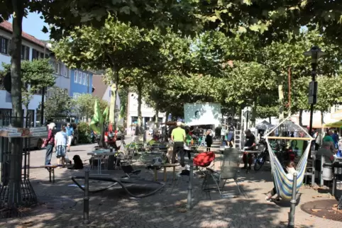 Die Hälfte des Stadtplatzes wird am Samstag umgewidmet. 