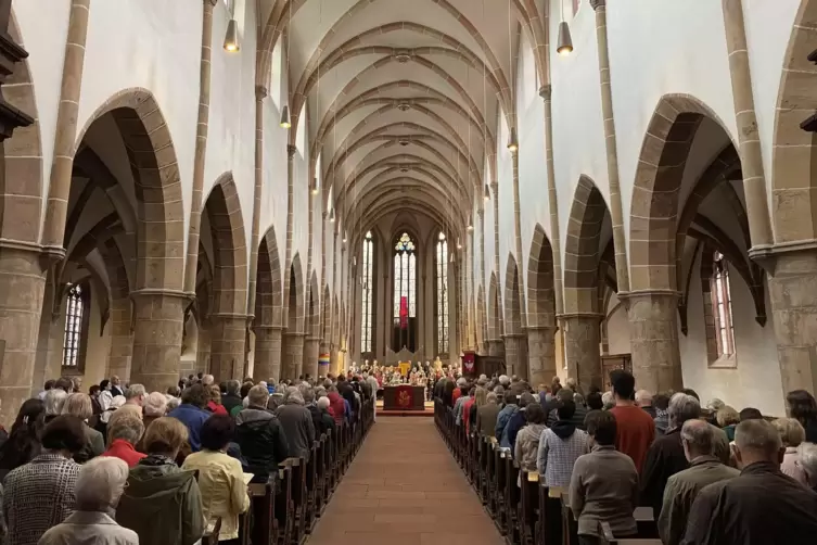 Zum Festauftakt wurde in der Stiftskirche ein Gottesdienst gefeiert.