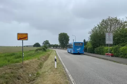 Die L358 wird zwischen dem Miesauer Friedhof und Elschbach saniert. 