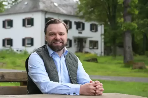 Der Leiter des Forstamts Johanniskreuz: Niklas Tappmeyer.