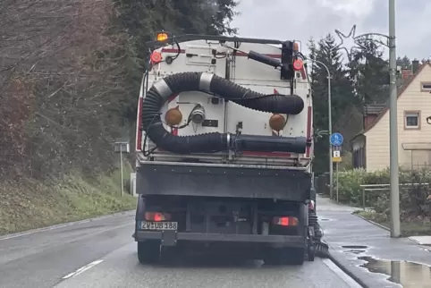 Die Kehrmaschine sorgt in Wattweiler immer noch für Ärger. 