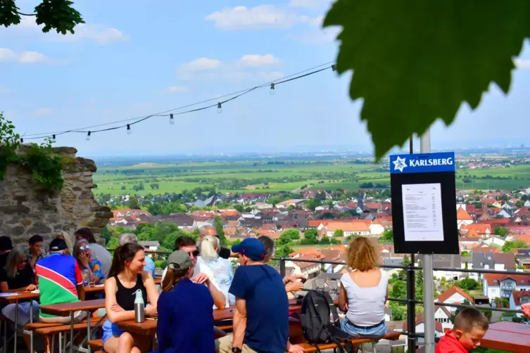 Von der Wachtenburg können Festbesucher bei gutem Wetter einen herrlichen Ausblick genießen. 