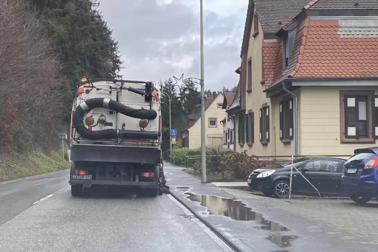 Die Kehrmaschine sorgt in Wattweiler immer noch für Ärger. 