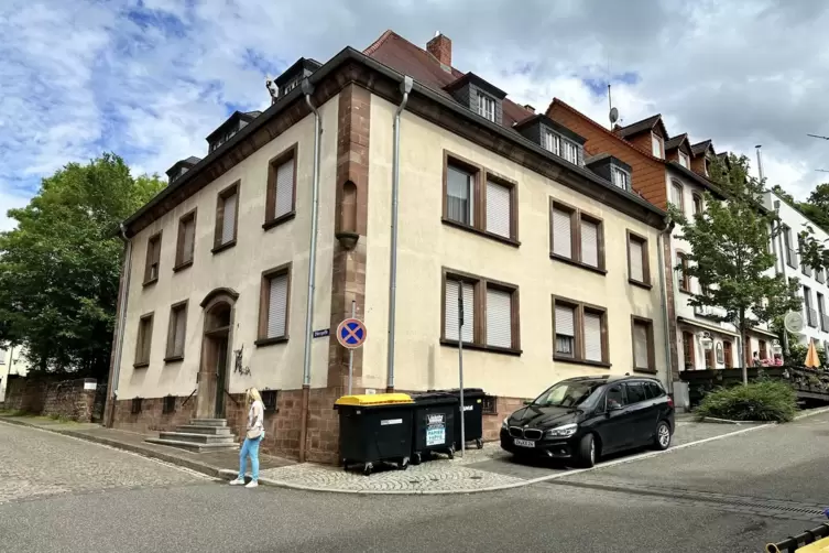 Das Pfarrheim der Pfarrei St. Michael in Homburgs Altstadt steht seit Jahren leer. In das Gebäude soll nun der Tagestreff einzie