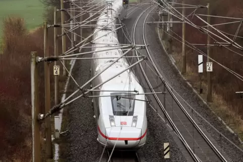 Die Schnellfahrstrecke von Würzburg nach Hannover steht nun wieder durchgehend zur Verfügung. 