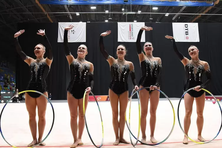 Mit den Reifen am besten: (von links) Marlene Kriebel, Nina Kowalczyk, Johanna Herder, Emma Juretic und Marie Laux.