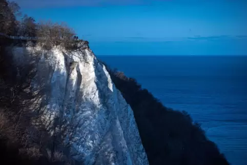 Berühmt ist Rügen nicht zuletzt für seine Kreidefelsen. 