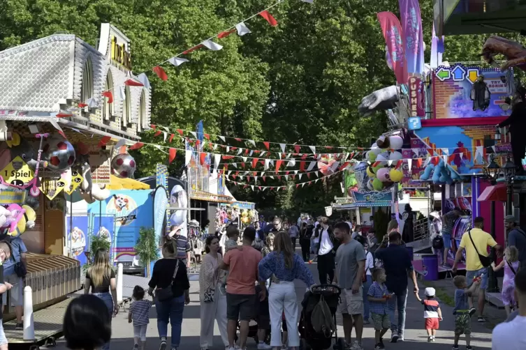 Der Andrang ist groß, die Veranstalter sind zufrieden. 