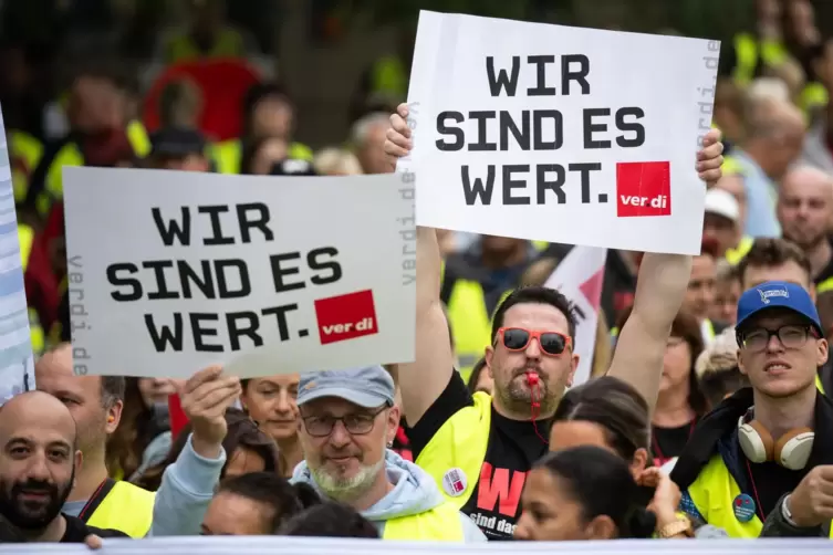 Bis Ende Juni stehen bei der Gewerkschaft Verdi die Zeichen auf Streik im Einzelhandel. 