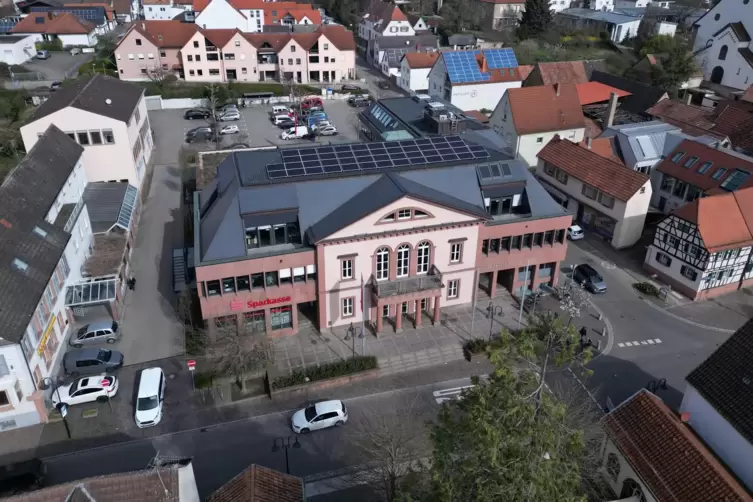 Blick auf die Verbandsgemeindeverwaltung Herxheim.