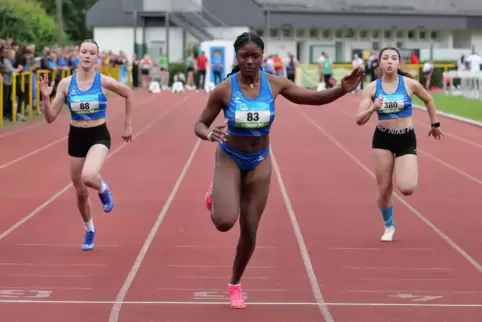 Sevetlana Da Silva bei ihrem Sieg bei den Landesmeisterschaften über 100 Meter. 