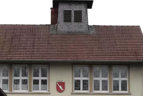 Nach der Wahl wissen die Bürger nun, was es geschlagen hat. Das Foto zeigt das Rathaus mit dem Glockenturm auf dem Dach,