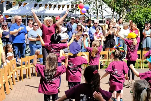 Dass die Kinder sich gern bewegen, zeigten sie auch bei der Geburtstagsparty.