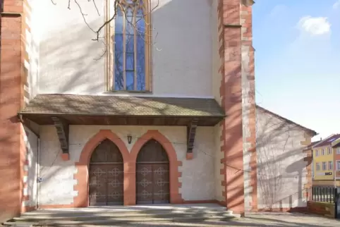 Historische Kirche in der Innenstadt: Auch die Außenanlage soll verschönert werden.