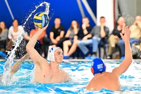 Beim Spiel gegen den VfB Friedberg Anfang Mai feierte der Wasserball-Zweitligist SC Neustadt einen 15:10-Auswärtssieg. 