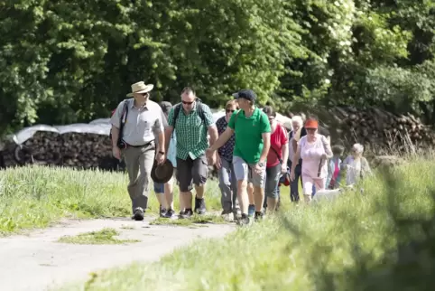 Die Alte Welt Schlemmerwanderung lockt stets viele Besucher an.