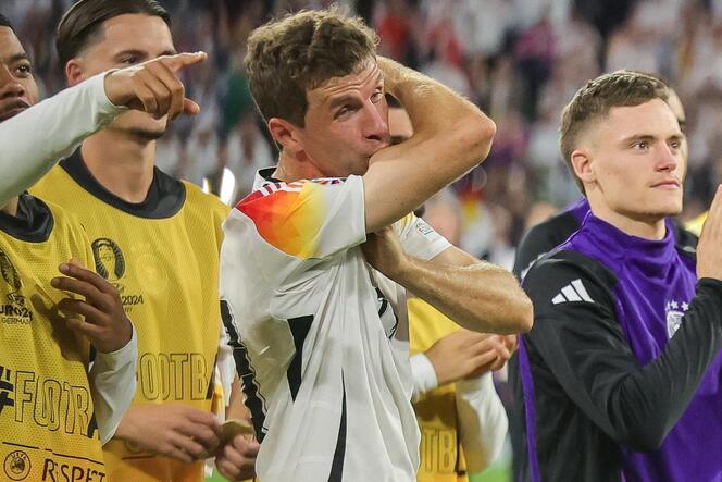 Kennt sich mit Reaktionen auf einen klaren Sieg zum Turnierstart aus: Thomas Müller.