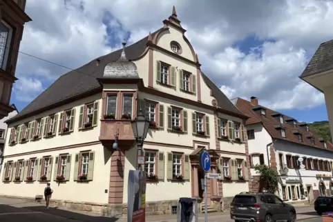 Das Alte Rathaus in Bad Bergzabern ist ein echter Hingucker. 
