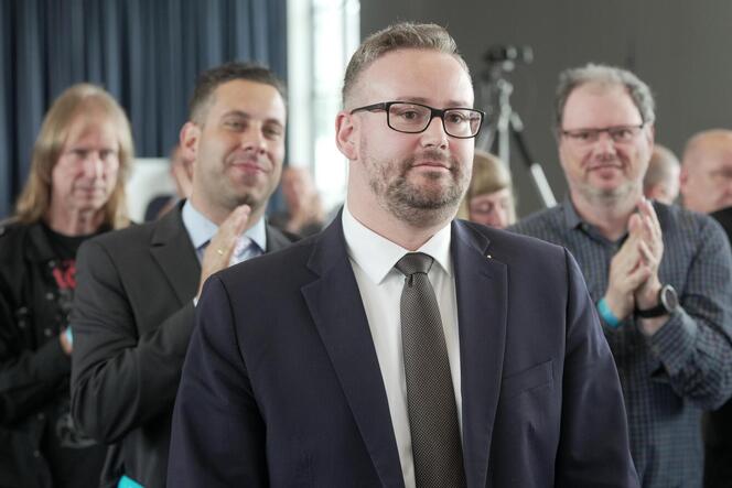 Sebastian Münzenmaier ist mit gut 90 Prozent als AfD-Landesvize bestätigt worden.